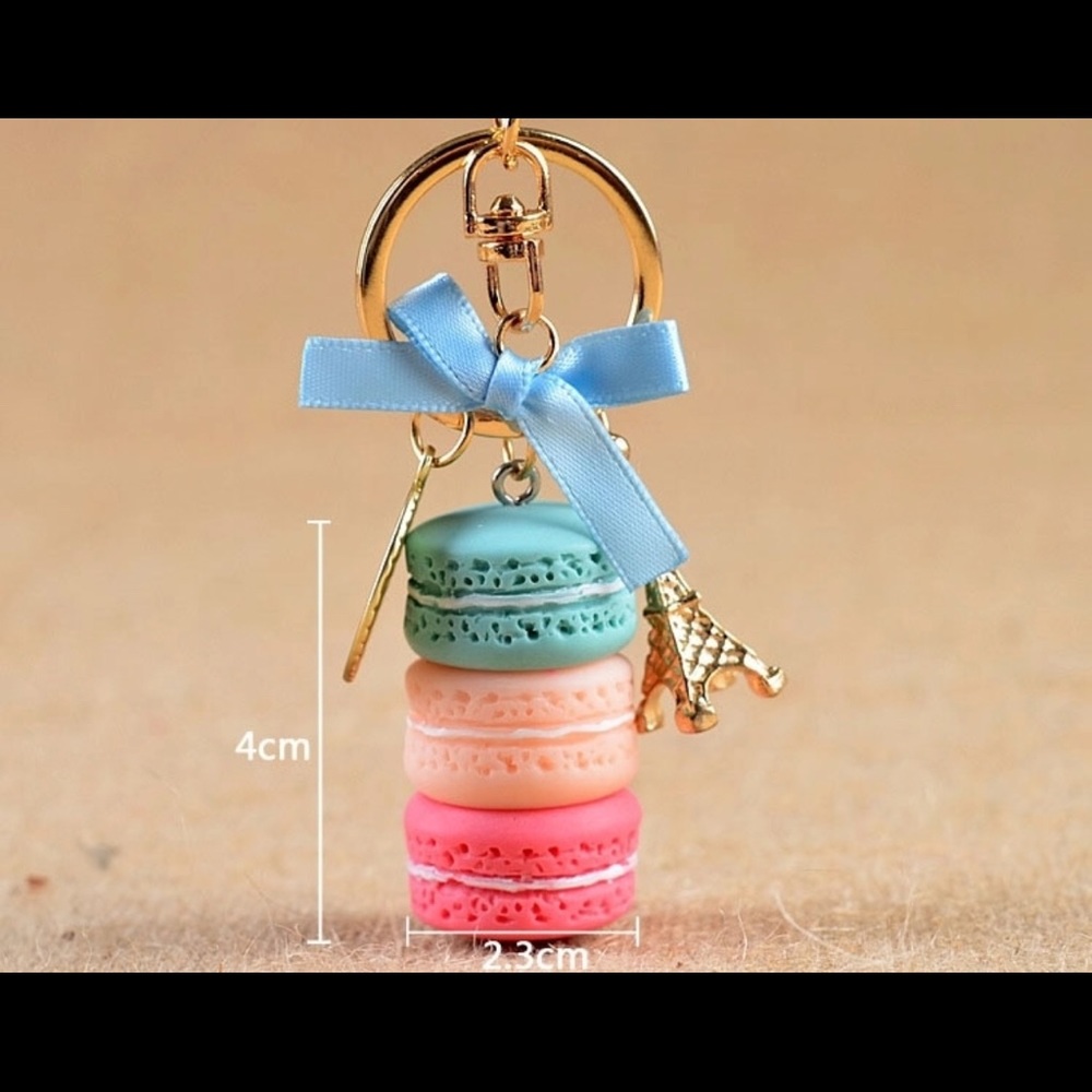❤️❤️❤️France Macaroon and Eiffel Tower charm❤️❤️ - Picture 5 of 5